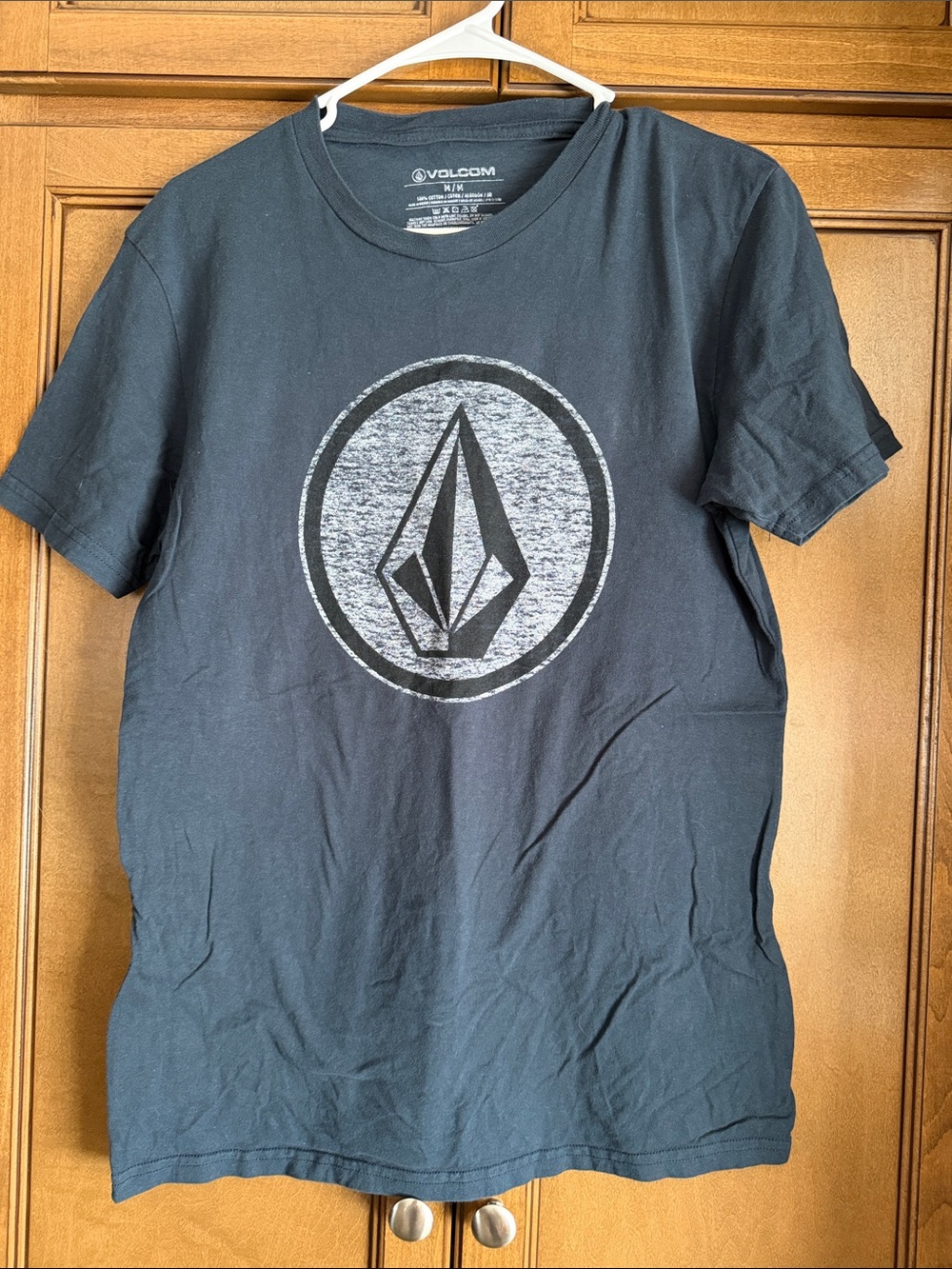 Men's Volcom tshirt medium navy